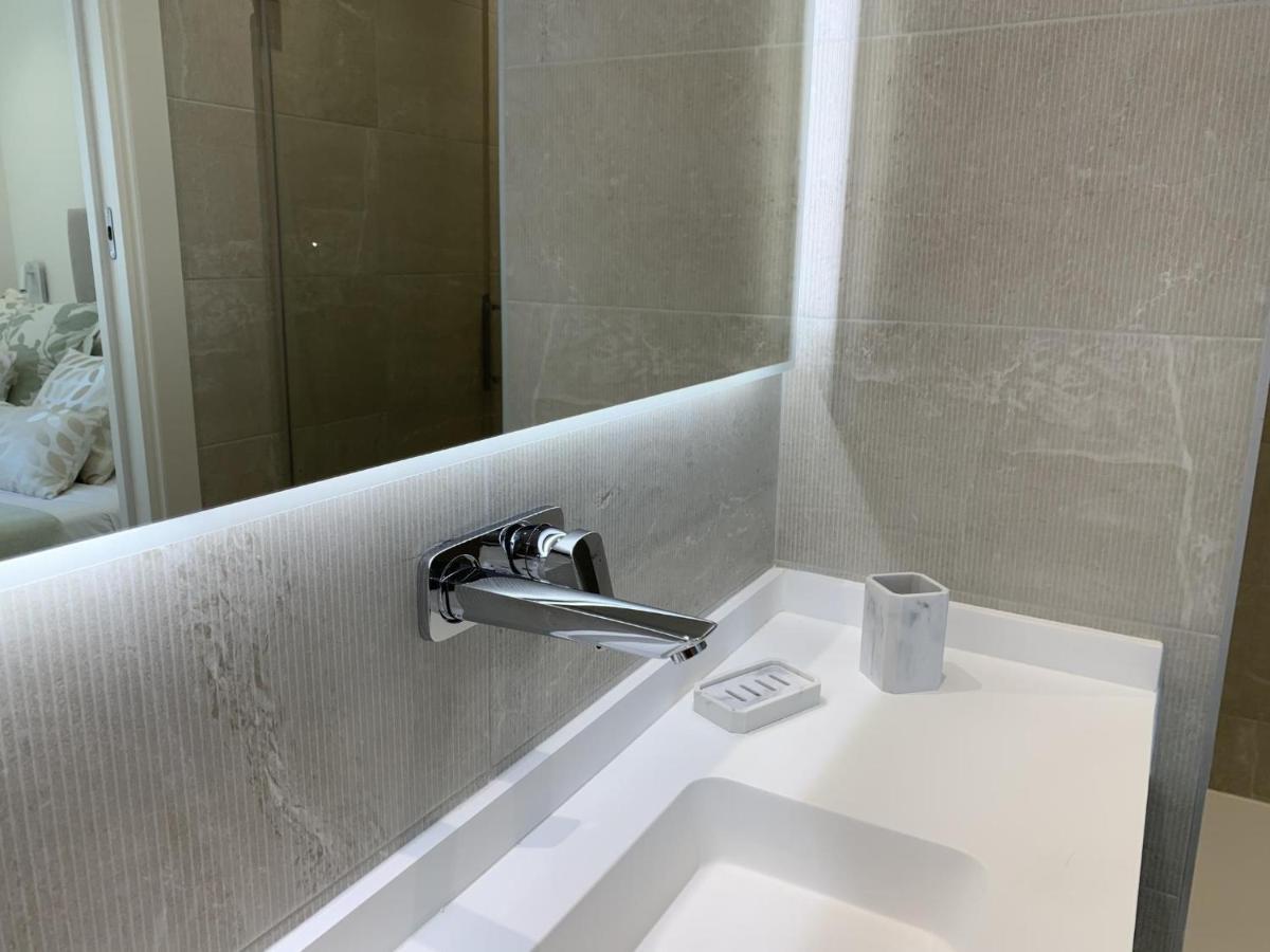 Sitges Spaces Oasis Suites- 4 Bedroom, 4 Ensuite Bathrooms, Terrace, Pool, Sitges Centre Exterior foto
